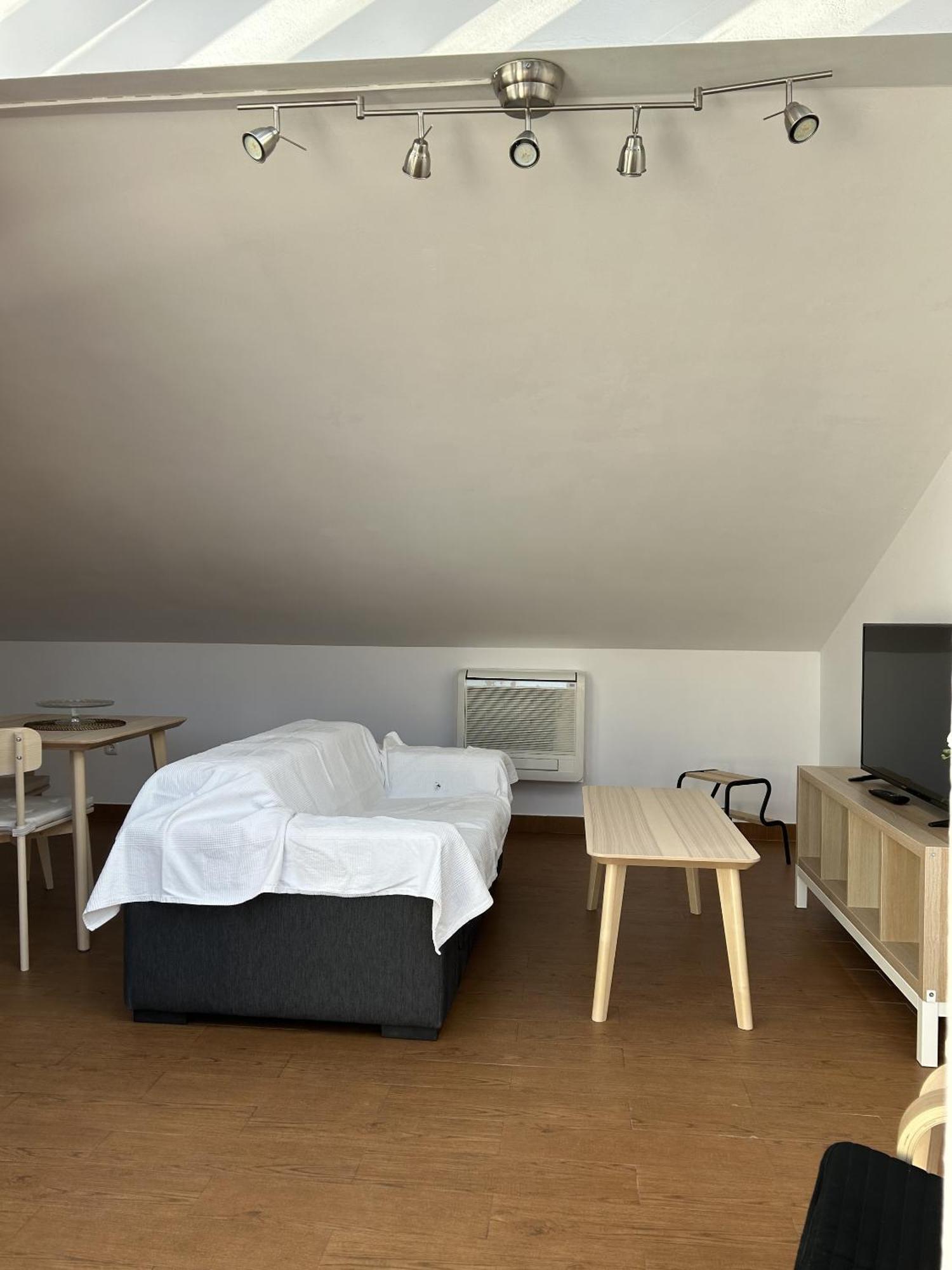 Apartamentos El Palo Málaga Szoba fotó
